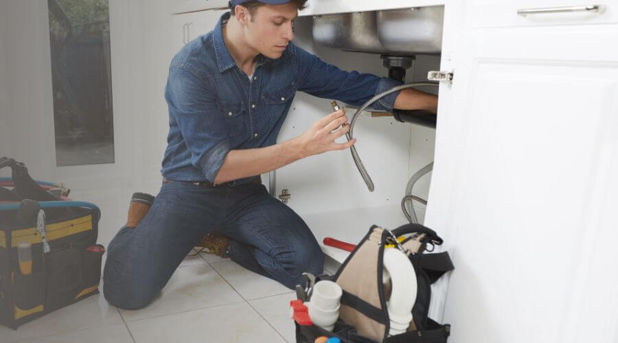 Professional sink repair in Maunie, IL